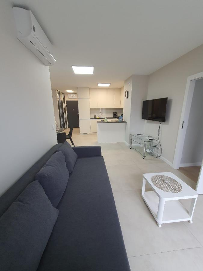 Apartament De Lux Apart 45 Grabiszynska Wroclaw Exterior photo